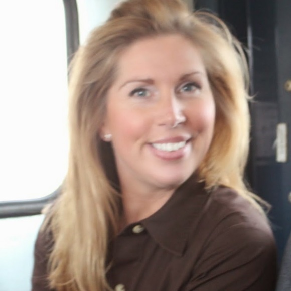 Meet your Posher, Inge - Picture 1 of 1